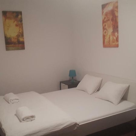 Apartman - Sukromie V Meste Bratislava Eksteriør billede